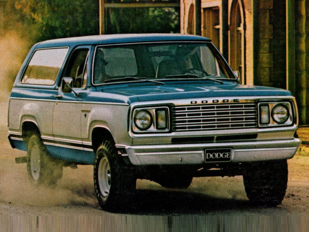 Dodge Ramcharger (AD100, AW100) 1 поколение, рестайлинг, джип/suv 3 дв. (08.1976 - 07.1978)